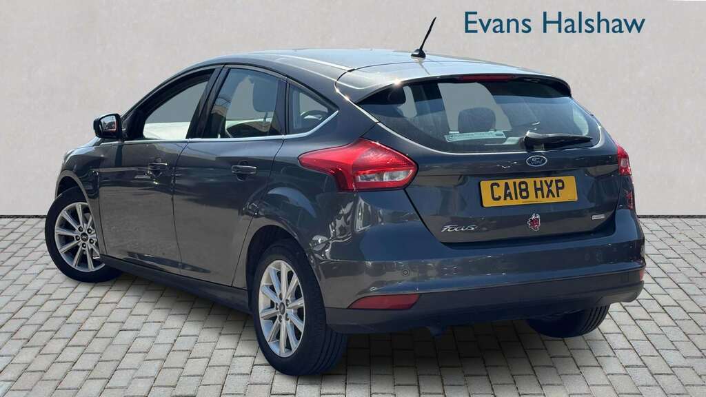 Ford Focus 1.0 Ecoboost 125 Titanium 2018 Grey #2