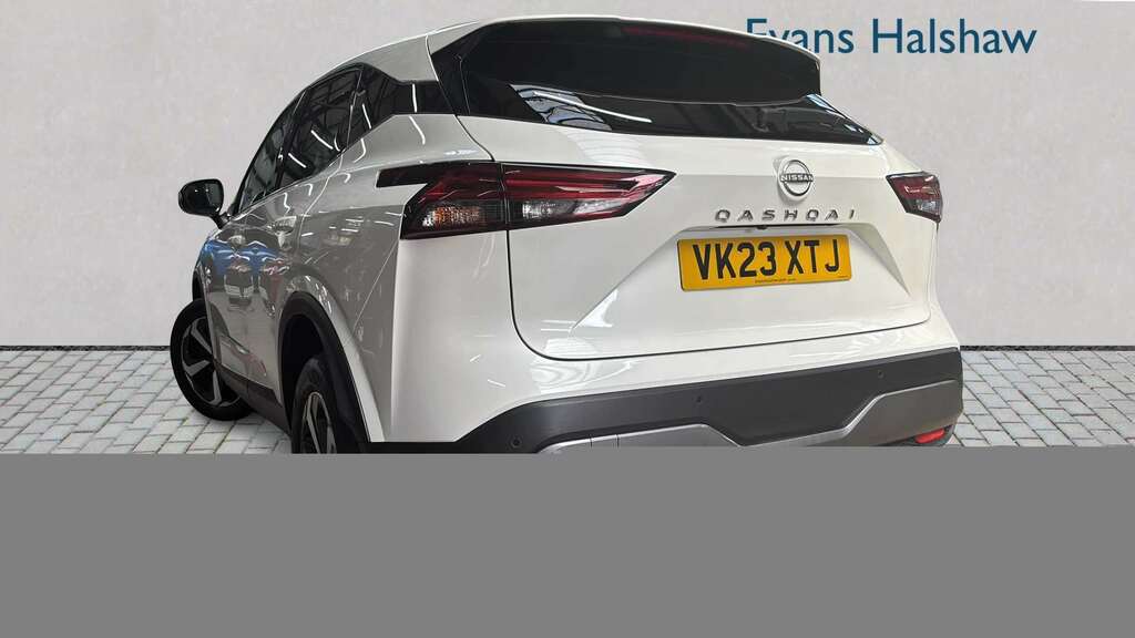 Nissan Qashqai 1.3 Dig-t Mh N-connecta 2023 White