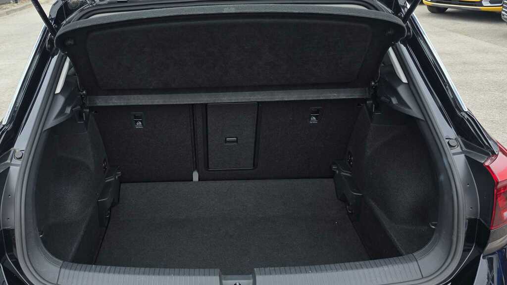 Volkswagen T-Roc 1.5 Tsi Life Dsg 2023 ML72XDJ Black #4