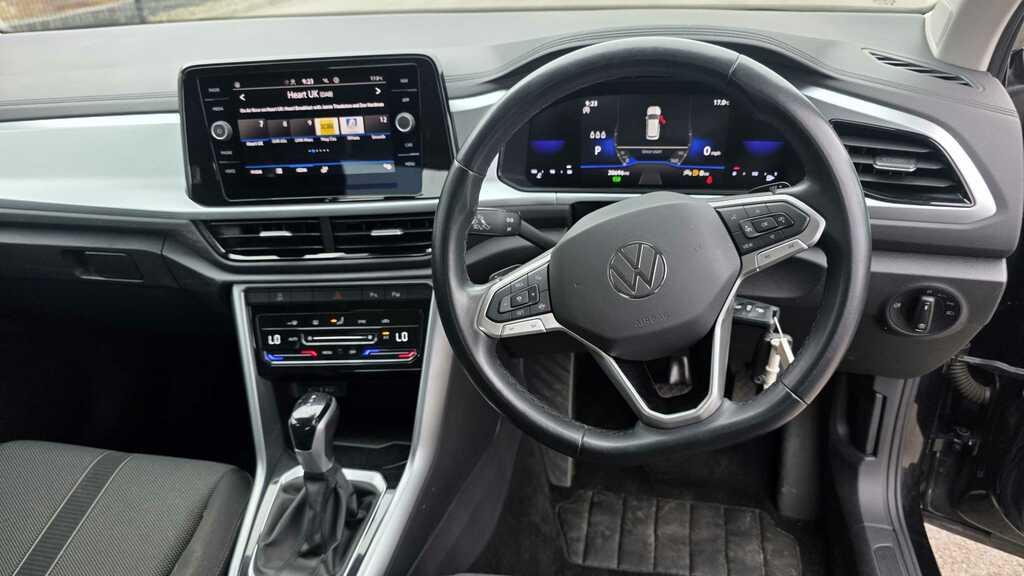 Volkswagen T-Roc 1.5 Tsi Life Dsg 2023 ML72XDJ Black #5