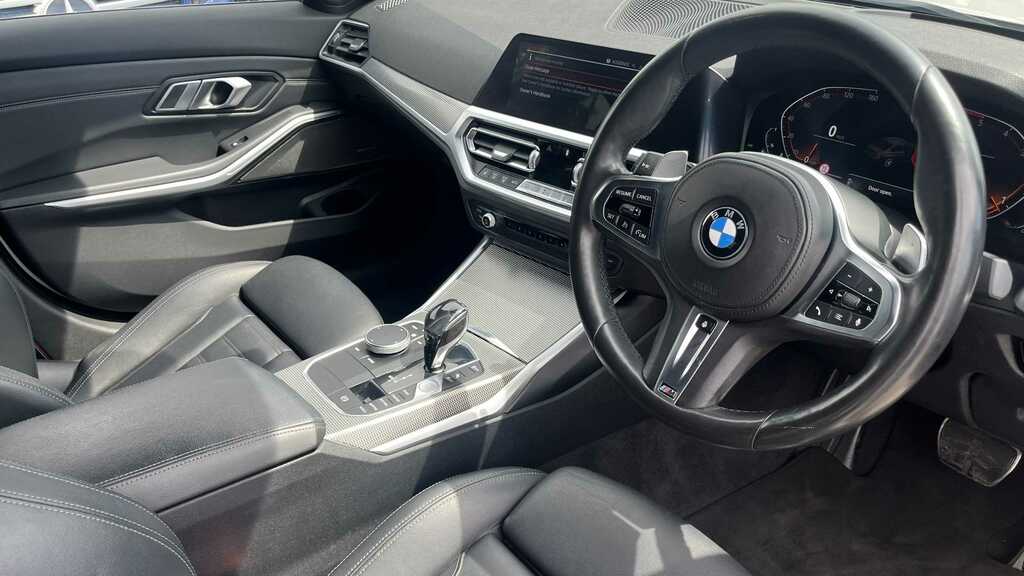 BMW 3 Series 320D Xdrive M Sport Step 2019 YK19REO White #6