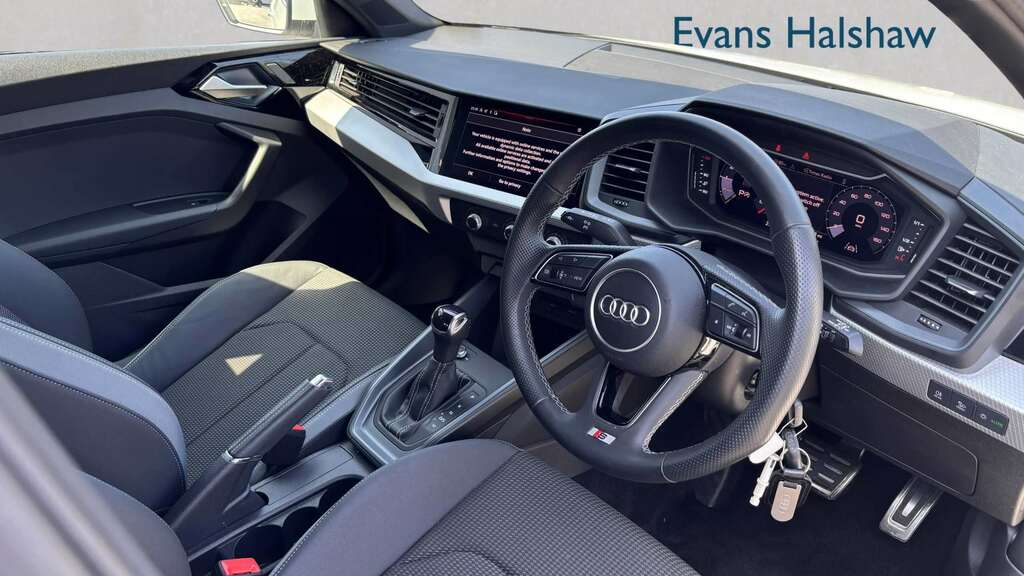 Audi A1 25 Tfsi S Line S Tronic 2024 YP73KZF White #2