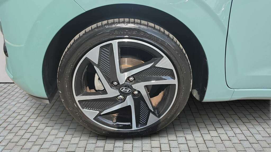 Hyundai I10 1.2 79 Premium Nav 2025 EN25NWA Green #5