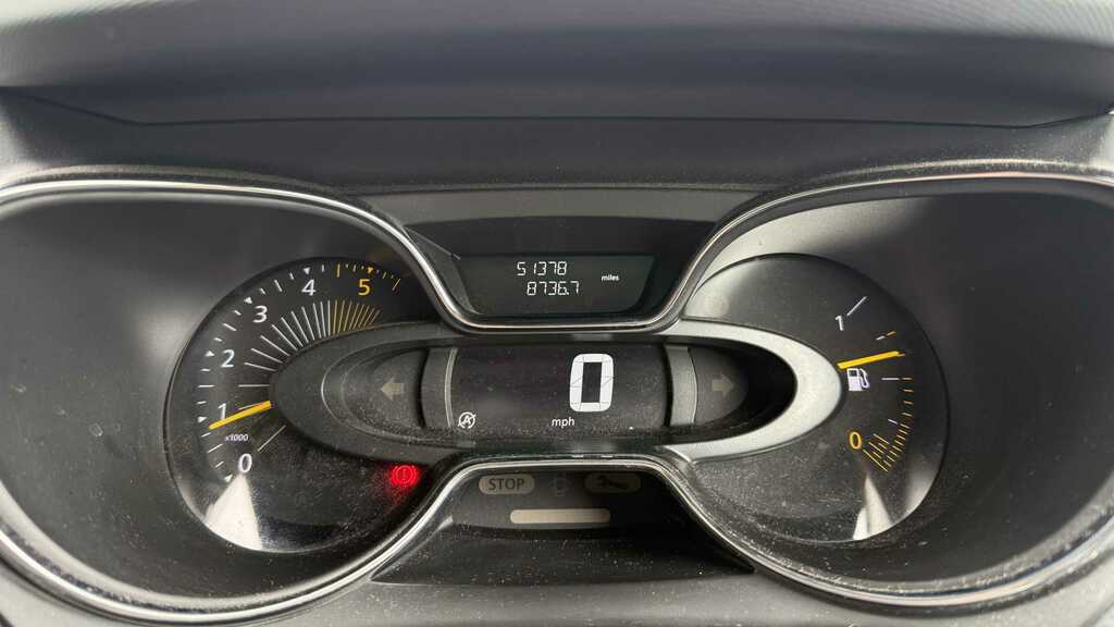 Renault Captur 0.9 Tce Energy Signature Euro 5 Ss White #5