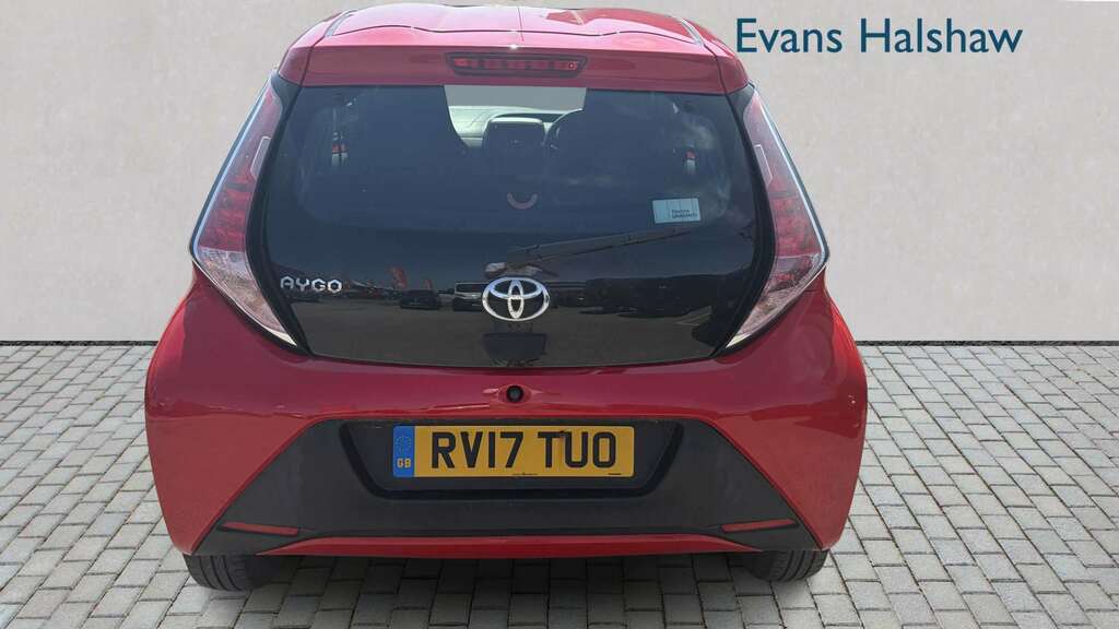 Toyota Aygo 1.0 Vvt-i X 2017  #2