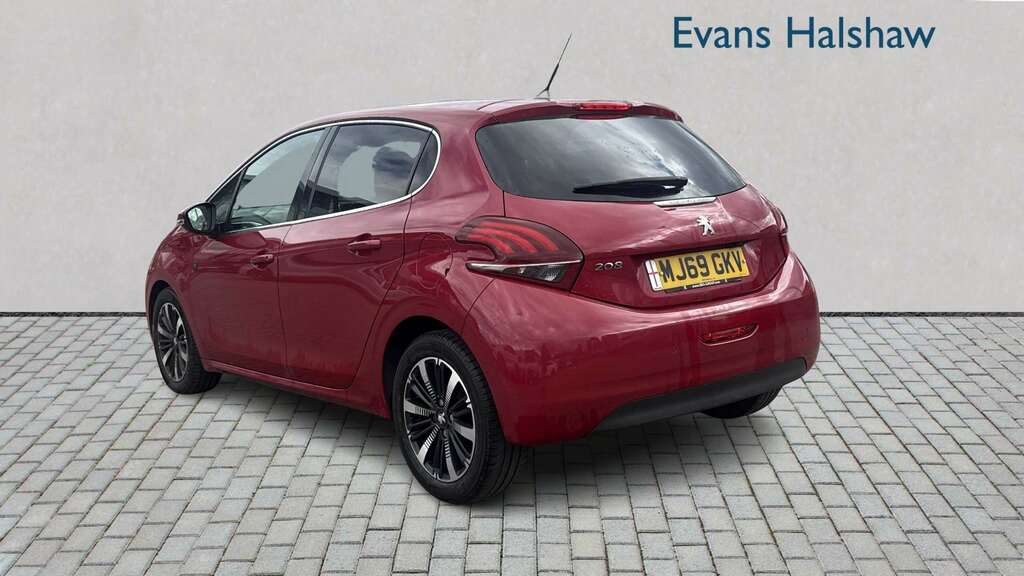 Peugeot 208 1.2 Puretech 110 Gt Line Grey #1