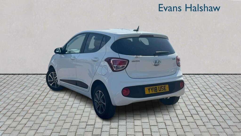 Hyundai I10 1.2 Premium Euro 6 White #1