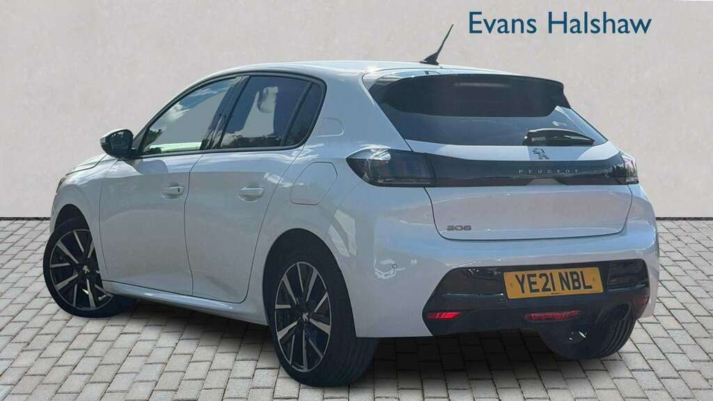 Peugeot 208 1.2 Puretech 100 Allure Premium 2021 YE21NBL White #2