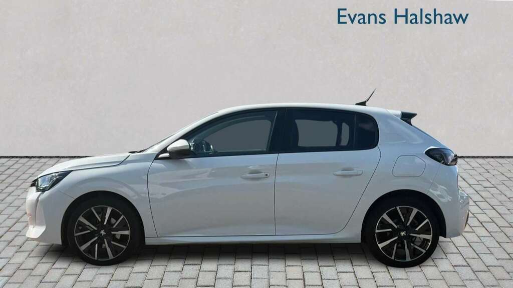 Peugeot 208 1.2 Puretech 100 Allure Premium 2021 YE21NBL White #5