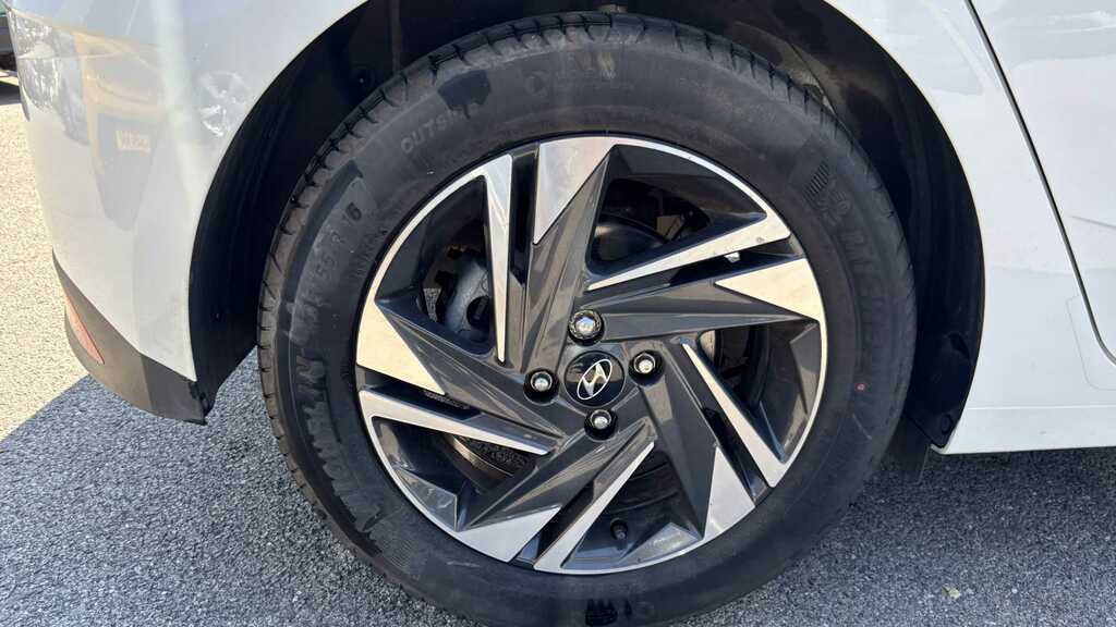 Hyundai I20 1.0T Gdi 48V Mhd Se Connect 2021 YA21UTE White #6