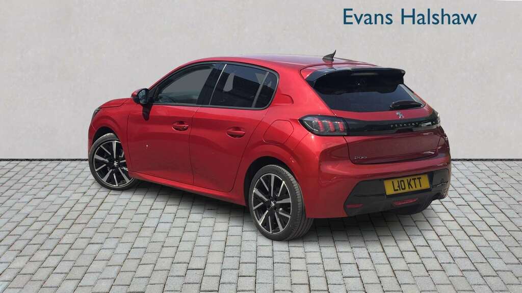 Peugeot 208 1.2 Puretech 100 Allure Premium Grey #2