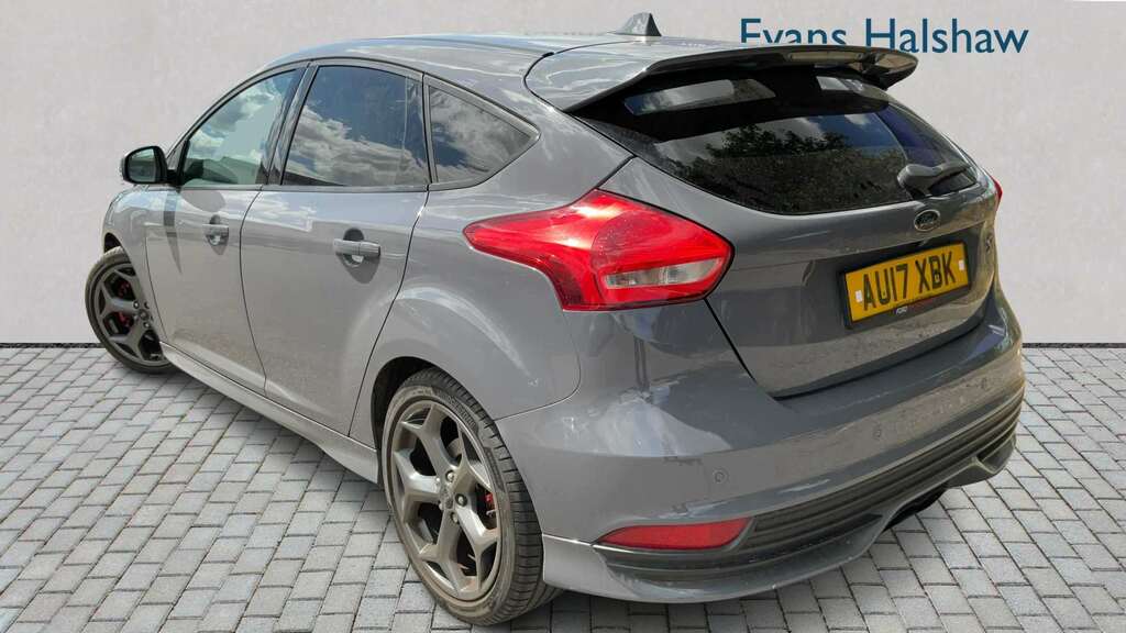 Ford Focus 2017 1.0T Ecoboost Zetec Edition Estate Silver #2