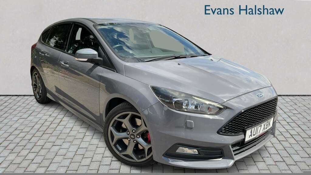 Ford Focus 2017 1.0T Ecoboost Zetec Edition Estate Silver #1