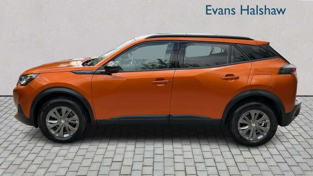Peugeot e-2008 100Kw Active Premium 50Kwh 2023 Orange #3