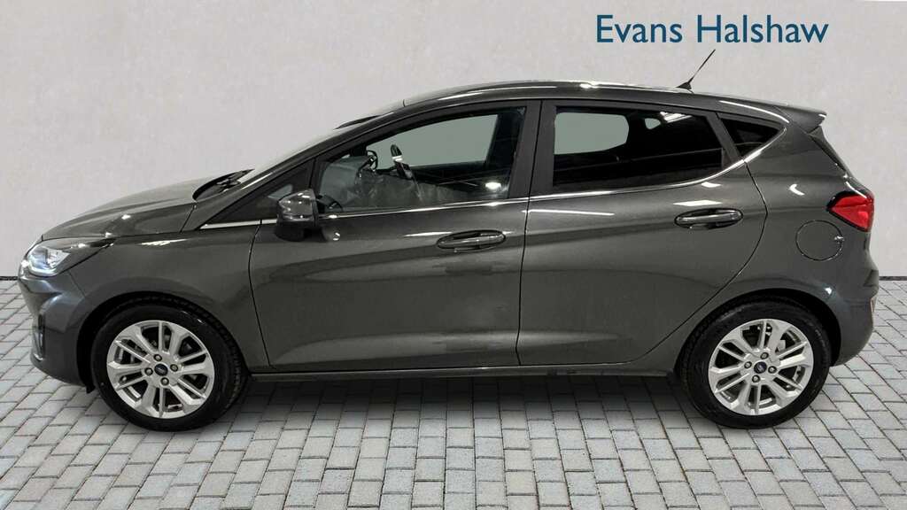 Ford Fiesta 1.0 Ecoboost Hybrid Mhev 125 Titanium 2023 BT73LXR Grey #4