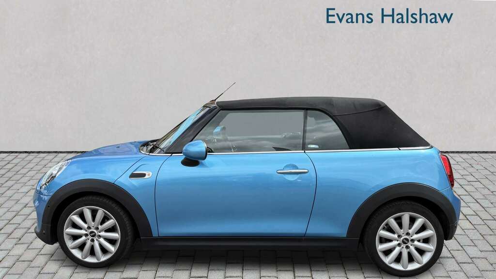 Mini Convertible 1.5 Cooper Classic II 2019 Blue #3