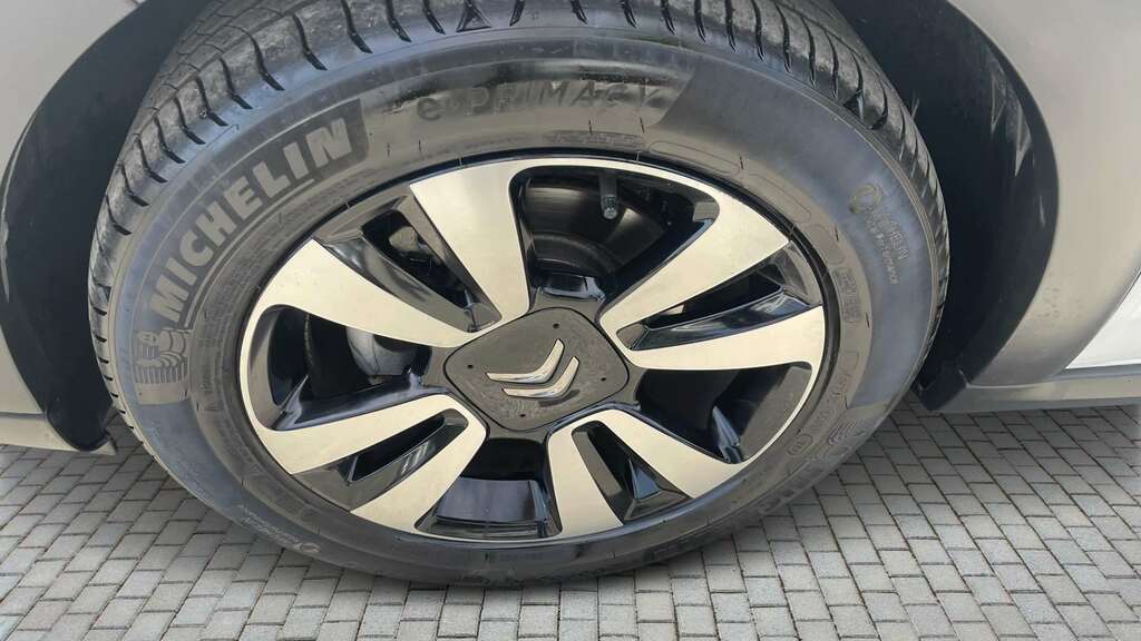 Citroen C3 1.2 Puretech 110 Plus Eat6 2025 MC74LLM White #3