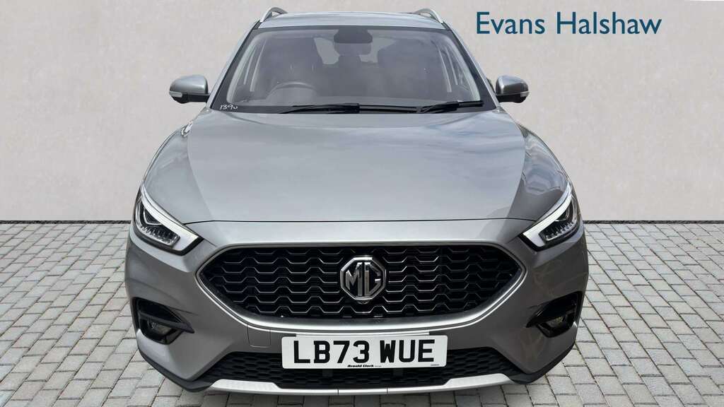 MG ZS 1.5 Vti-tech Exclusive Suv Euro Blue #4
