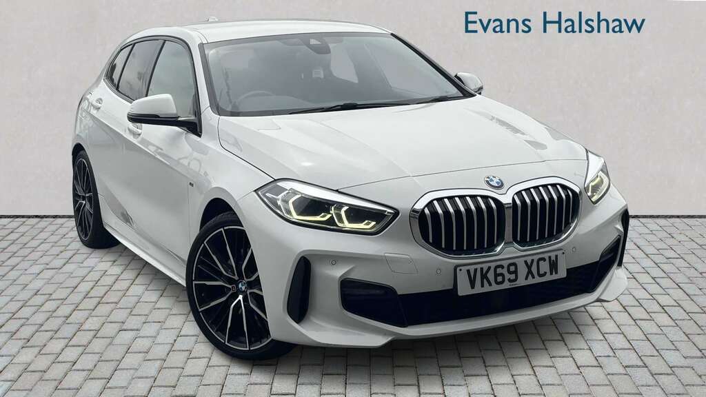 BMW 1 Series 118I 1.5 Sport Navservotronic Grey #1