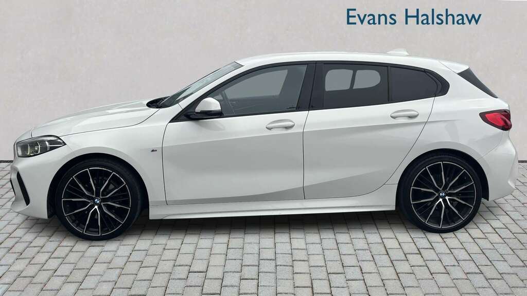 BMW 1 Series 118I 1.5 Sport Navservotronic Grey #3