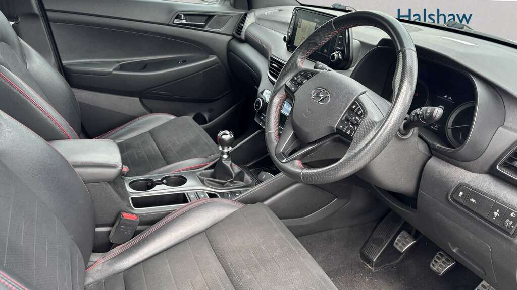 Hyundai Tucson 1.6 Gdi Se Nav 2Wd White #5