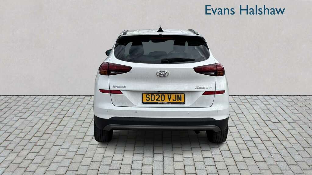 Hyundai Tucson 1.6 Gdi Se Nav 2Wd White #4