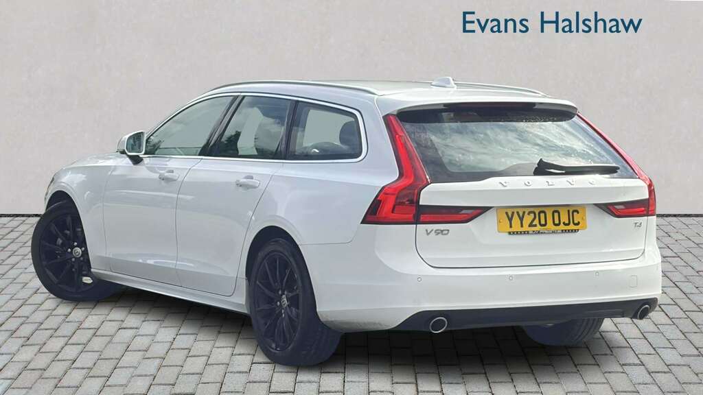 Volvo V90 2.0 T4 Momentum Plus Geartronic 2020 White #2