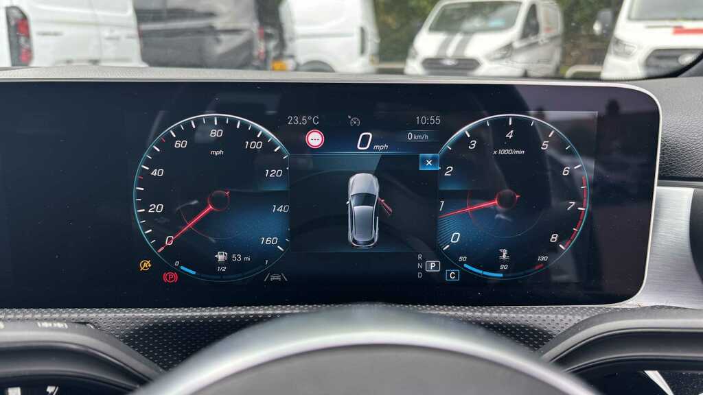 Mercedes-Benz A Class A200 Amg Line Premium 2018 DK68RYJ Silver #2