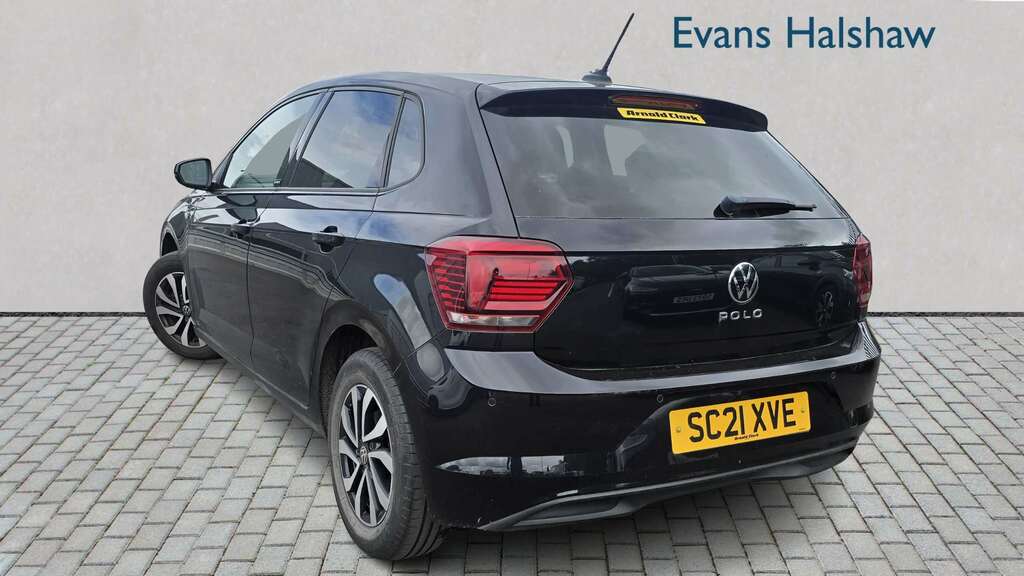Volkswagen Polo 1.0 Tsi 95 Active 2021 SC21XVE Black #2