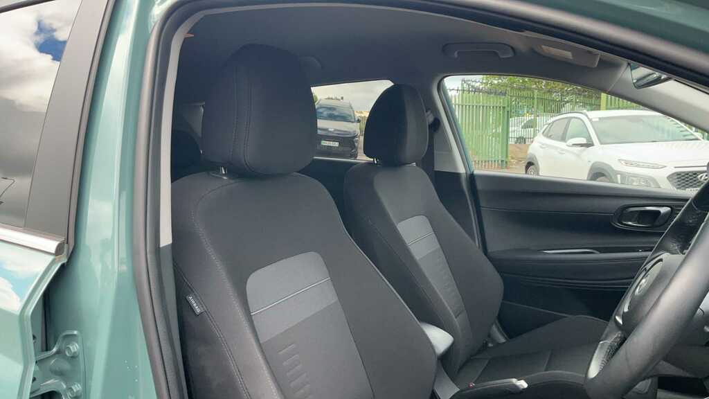Hyundai Bayon 1.0 Tgdi Advance Black #10