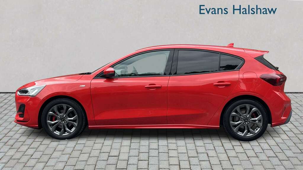 Ford Focus 1.0 Ecoboost St-line 2024 PJ73VUD Red #5
