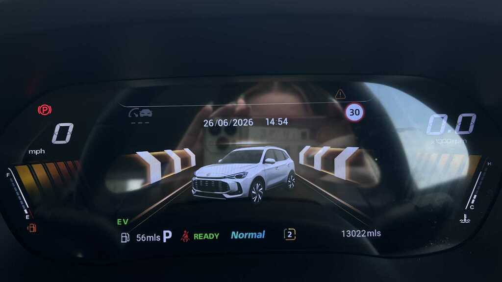 MG ZS 1.5 Hybrid Se 2025 White #6