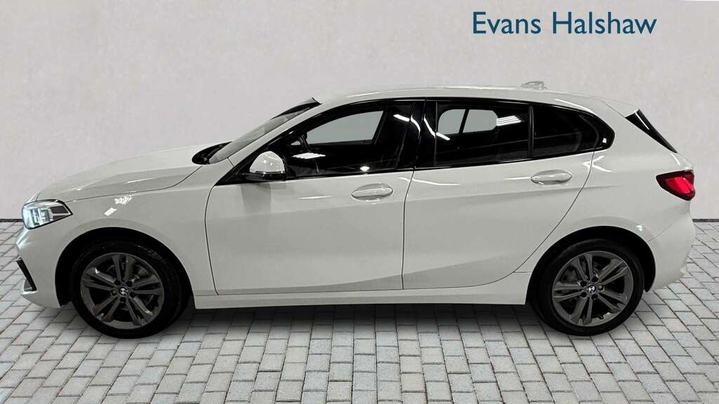 BMW 1 Series 118I 136 Sport Step 2021 OV21CNA White #4