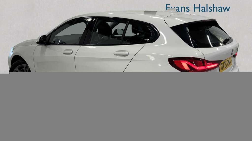 BMW 1 Series 118I 136 Sport Step 2021 White