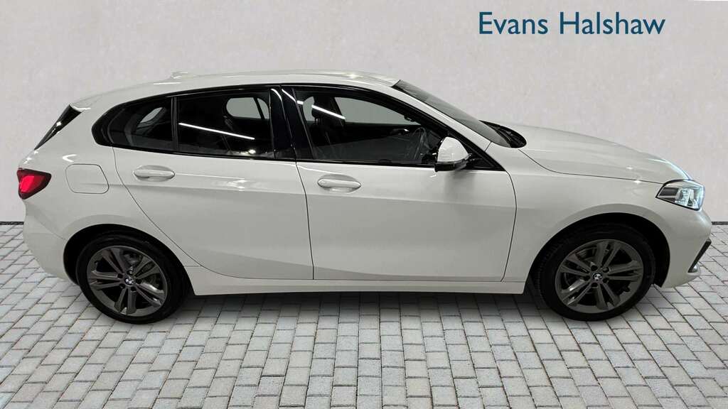 BMW 1 Series 118I 136 Sport Step 2021 OV21CNA White #2