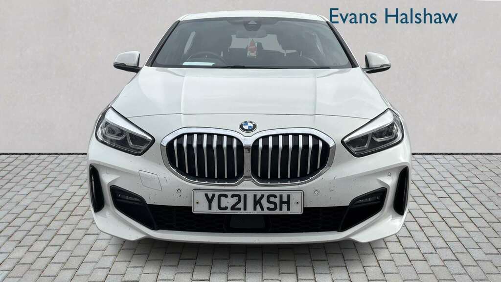 BMW 1 Series 118I M Sport Black #3