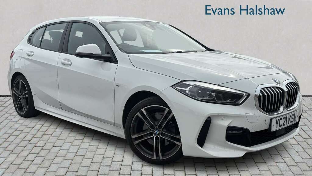 BMW 1 Series 118I M Sport Black #1