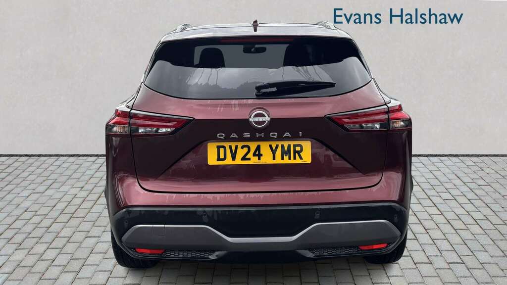 Nissan Qashqai 1.3 Dig-t Mh 158 N-connecta Xtronic 2024 DV24YMR Red #5