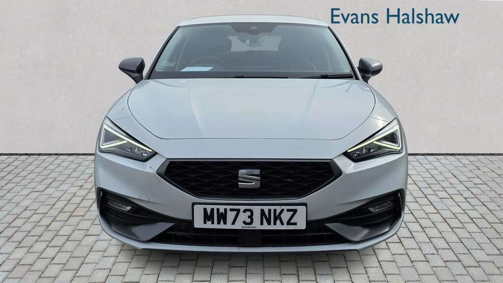 Seat Leon 1.0 Etsi Fr Dsg 2023 White #6
