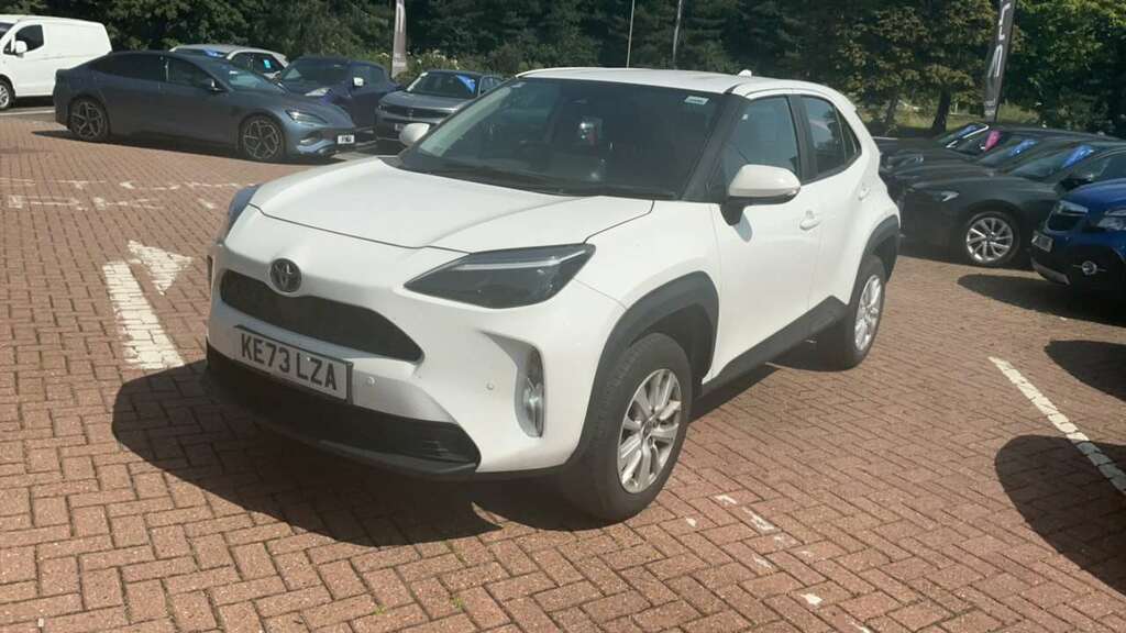 Toyota Yaris Cross 1.5 Hybrid Icon Cvt 2024 White