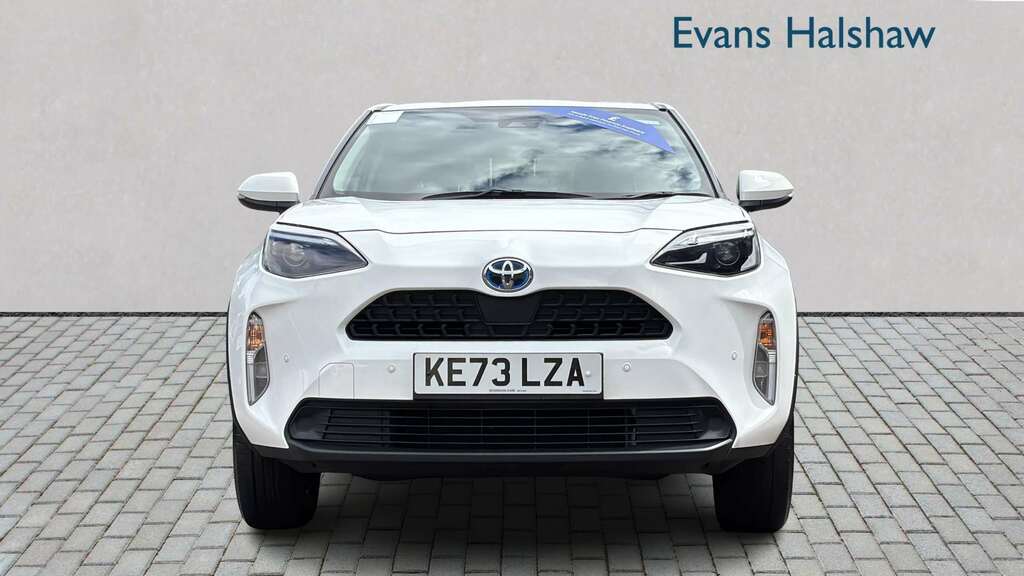 Toyota Yaris Cross 1.5 Hybrid Icon Cvt 2024 KE73LZA White #4