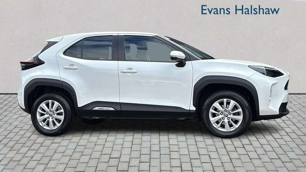 Toyota Yaris Cross 1.5 Hybrid Icon Cvt 2024 KE73LZA White #6