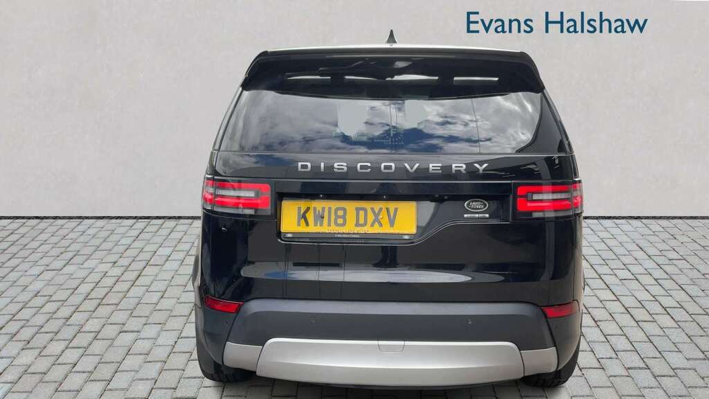 Land Rover Discovery 3.0 Td6 Hse 2018 Black #5
