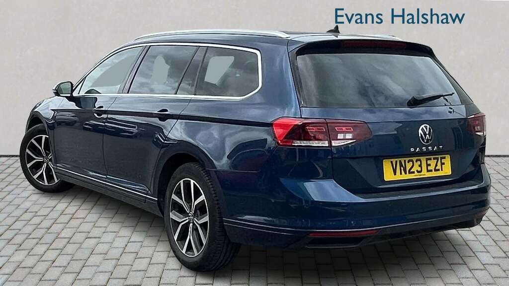 Volkswagen Passat 2.0 Tdi Evo Scr Sel Dsg 2023 Blue #2