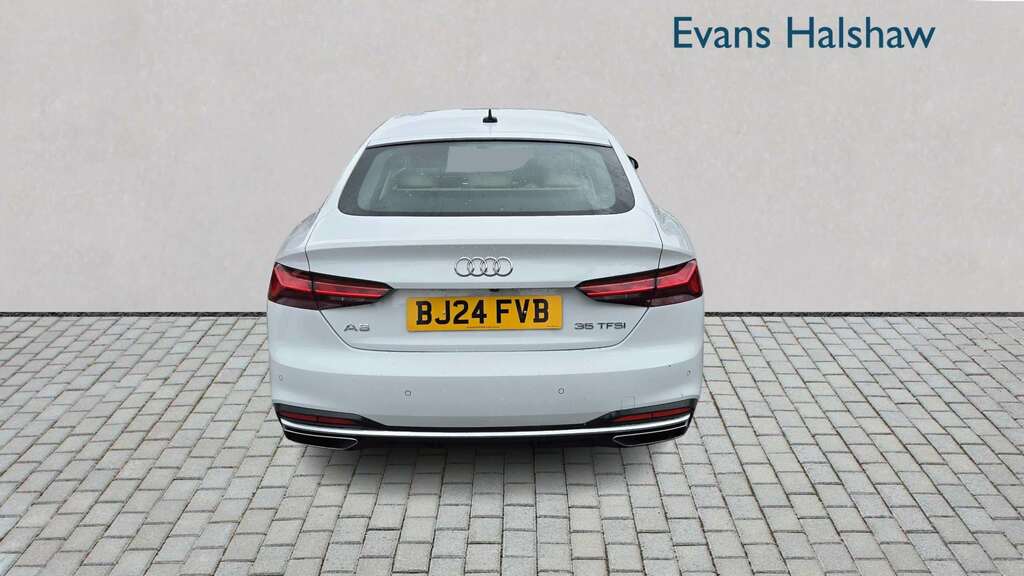 Audi A5 35 Tfsi Sport S Tronic 2024 BJ24FVB White #5