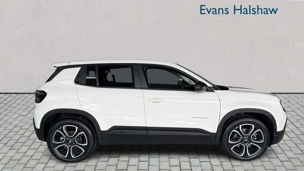Jeep Avenger 115Kw Summit 54Kwh 2026 YX26WKN #5