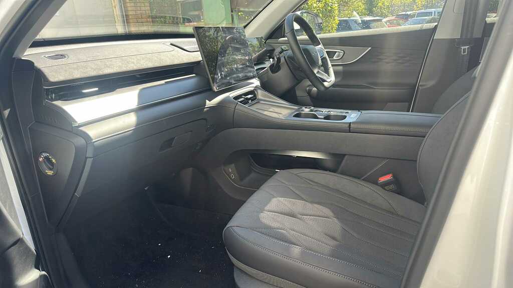 Chery Tiggo 8 Chery Tiggo 8 Estate 1.5T Phev Aspire Dht Black #12