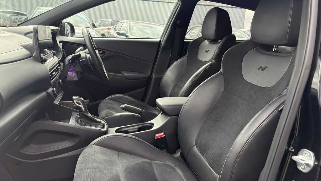 Hyundai Kona 1.6 Gdi Hybrid Ultimate Dct Hatchback Red #13