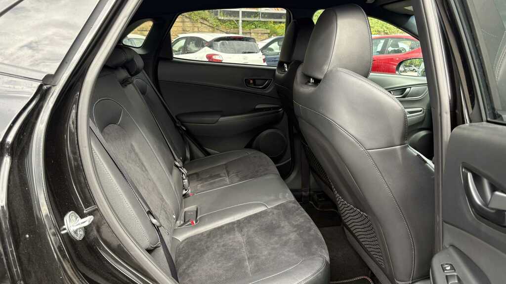 Hyundai Kona 1.6 Gdi Hybrid Ultimate Dct Hatchback Red #10