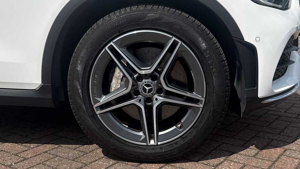 Mercedes-Benz GLC Class Glc 300 4Matic Amg Line 9G-tronic 2020 White #6
